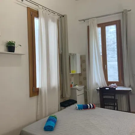 Hostal Archie's House Venecia