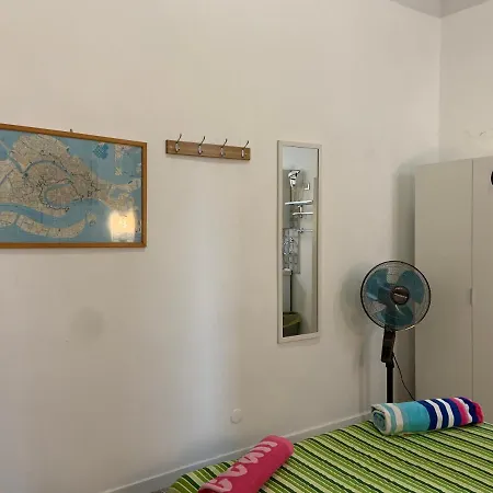 Archie's House Hostel