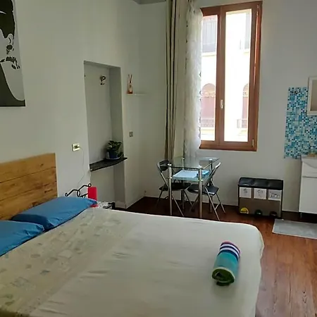 Archie's House Hostel